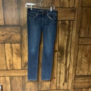 American eagle skinny jeans size 4